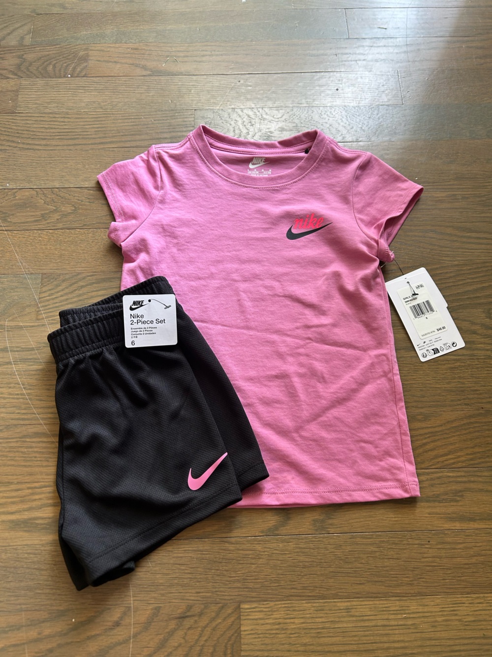 NWT Nike Girls Set size 6